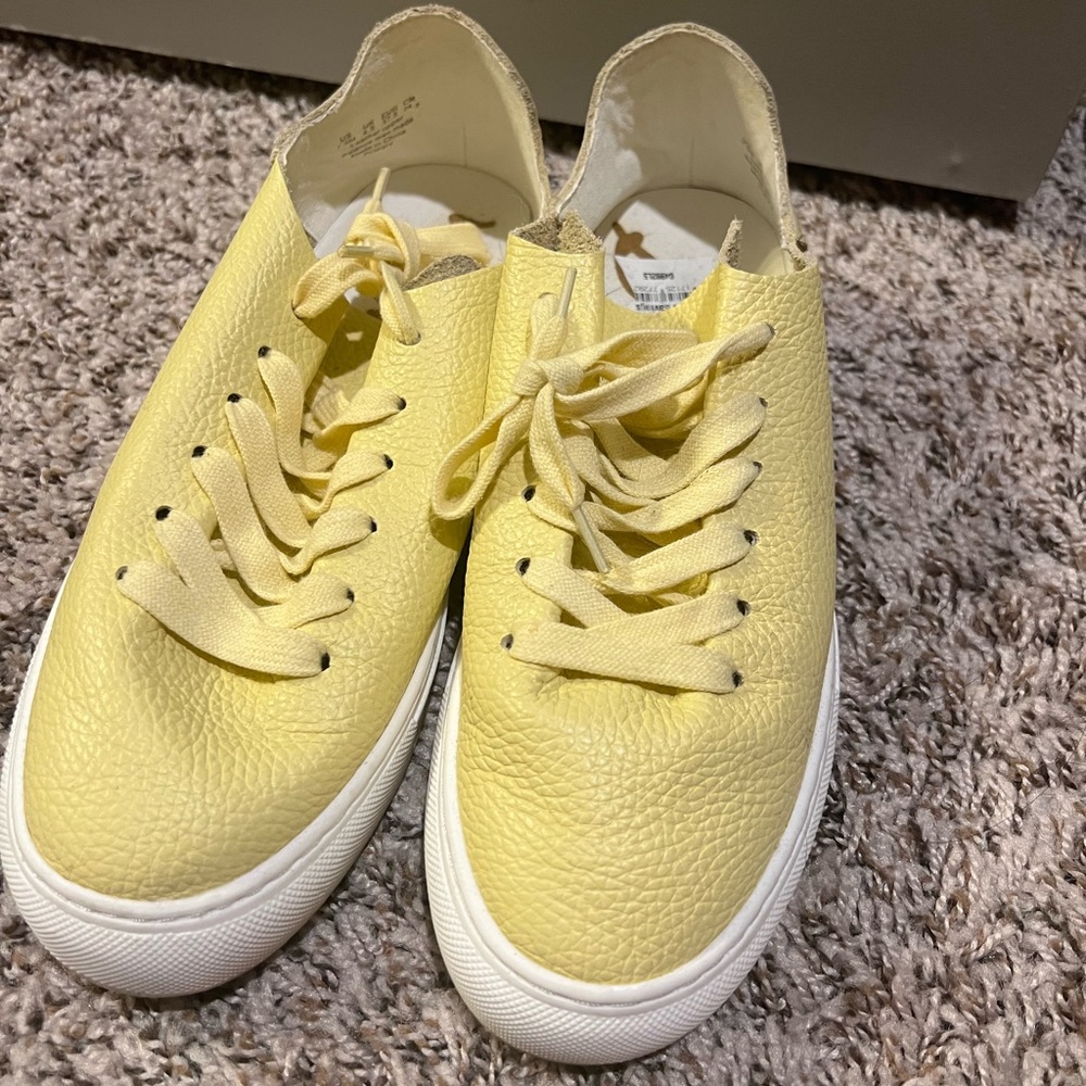 Sam Edelman sneakers, “Poppy” yellow leather. Like new, in original box. 7.5